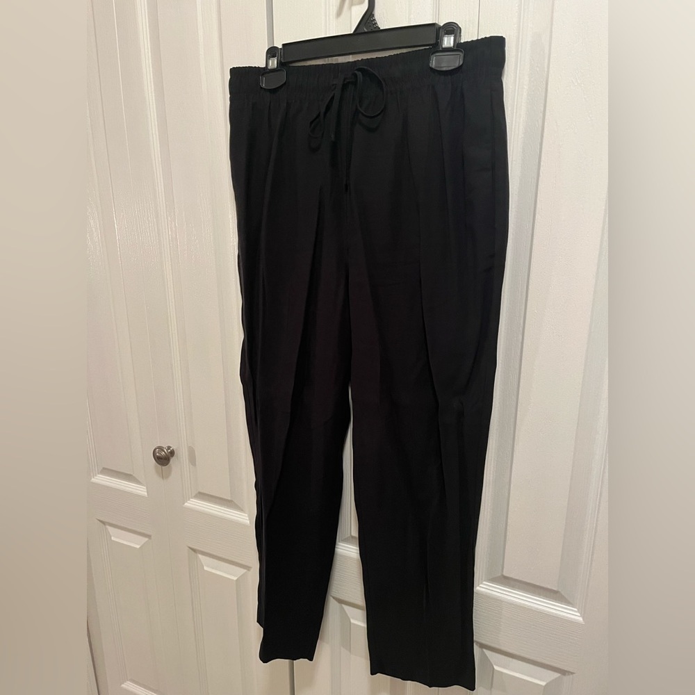 NWOT Dynamite Cindy Pleated Straight Pants - Picture 3 of 6
